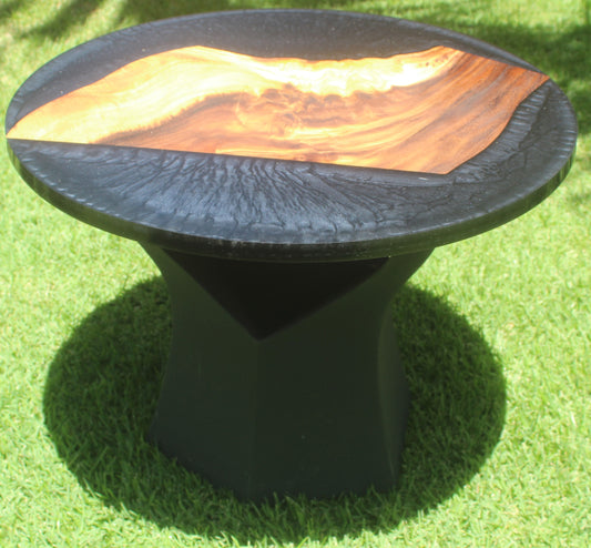 24 Inch Round Hawaiian Monkeypod Table